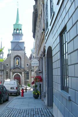 Vieux Montreal street
